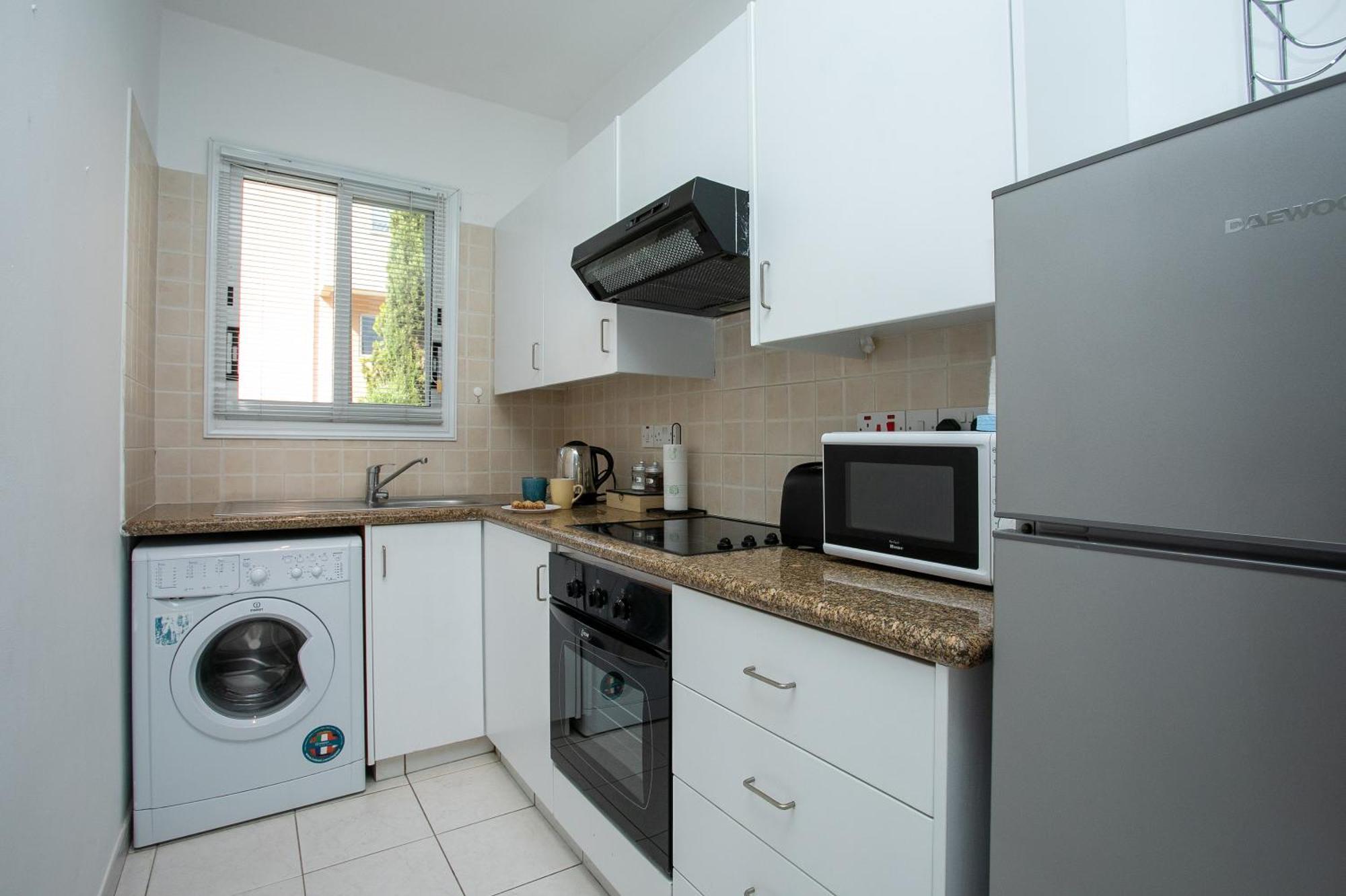 Casa Del Sol Townhouse In Iris Village Paphos Esterno foto